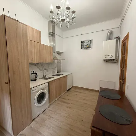 Апартаменти Family House Lviv Exterior photo